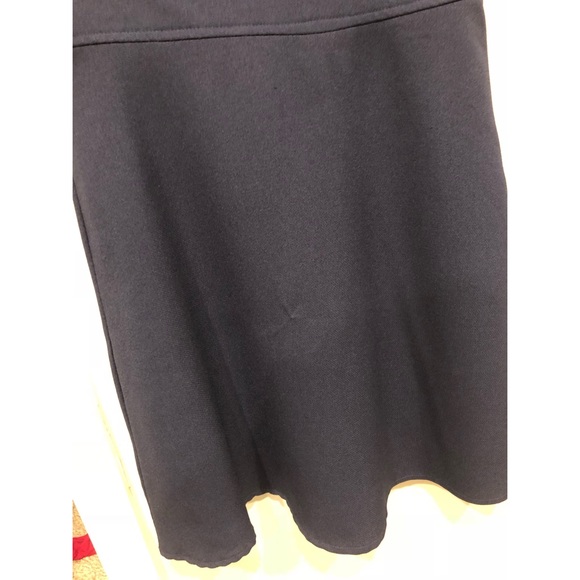 Gorgeous Business Professional Work Dress - Picture 4 of 7